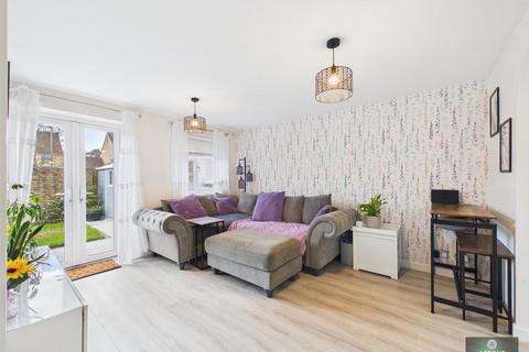 undefined, Proctor Close, Crawley RH10