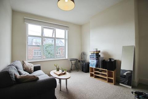 2 bedroom apartment to rent, Manchester Road, Cheshire SK9