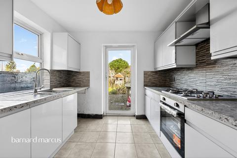 3 bedroom terraced house for sale, Livingstone Road, Thornton Heath