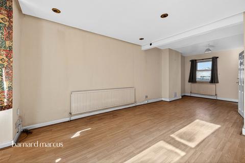 3 bedroom terraced house for sale, Livingstone Road, Thornton Heath