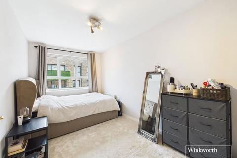 2 bedroom apartment for sale, Rookery Way, London NW9