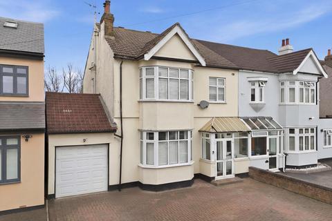 undefined, Fairholme Avenue, Gidea Park, Romford, RM2