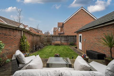 undefined, Messenger Road, Woodley, Reading