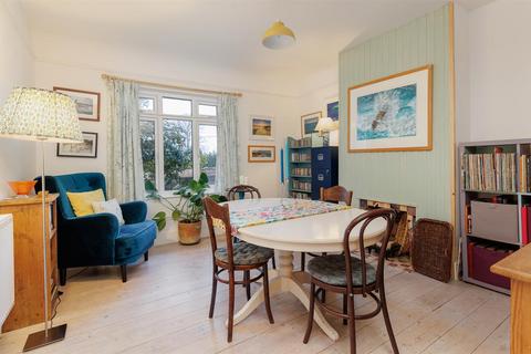 3 bedroom detached bungalow for sale, Gurnard, Isle of Wight