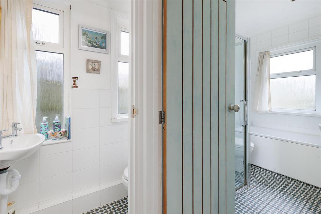 Bathroom and Cloakroom/WC