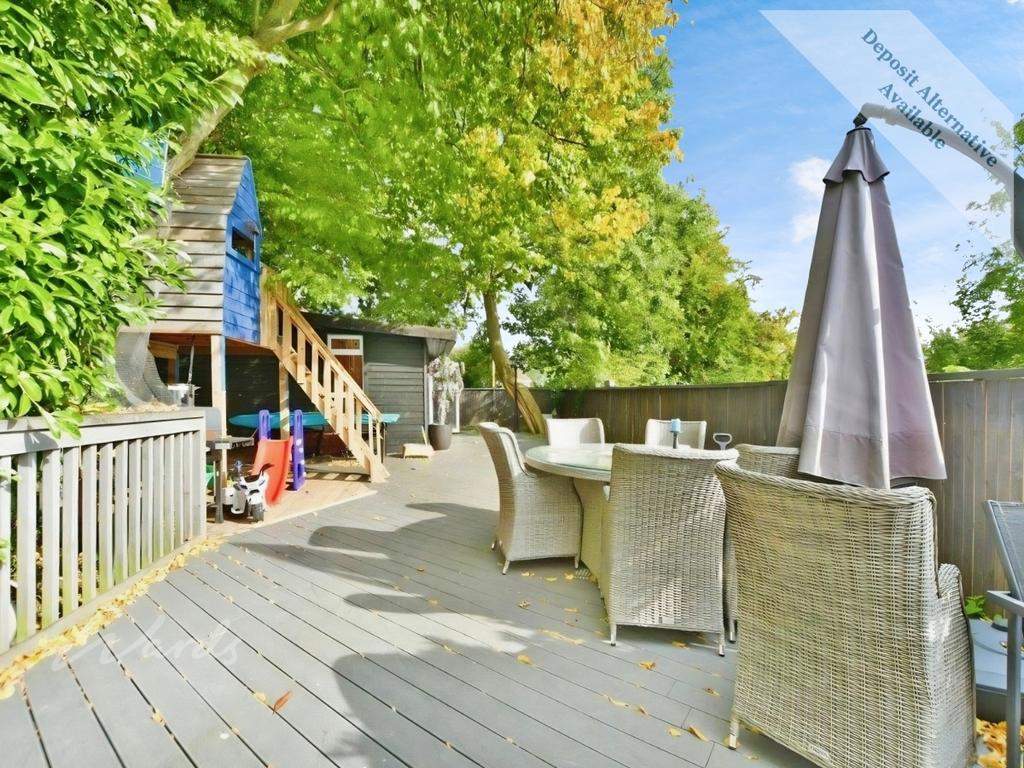Malika decking