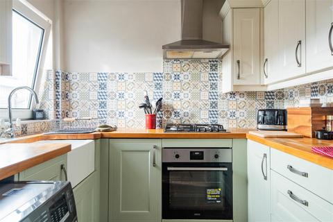 3 bedroom semi-detached house for sale, Rydal Avenue, Walton-Le-Dale, Preston