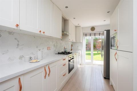 4 bedroom detached house for sale, Sails Drive, Heslington, York,YO10 3LR