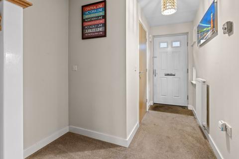 3 bedroom end of terrace house for sale, Siena Drive, Crawley RH10
