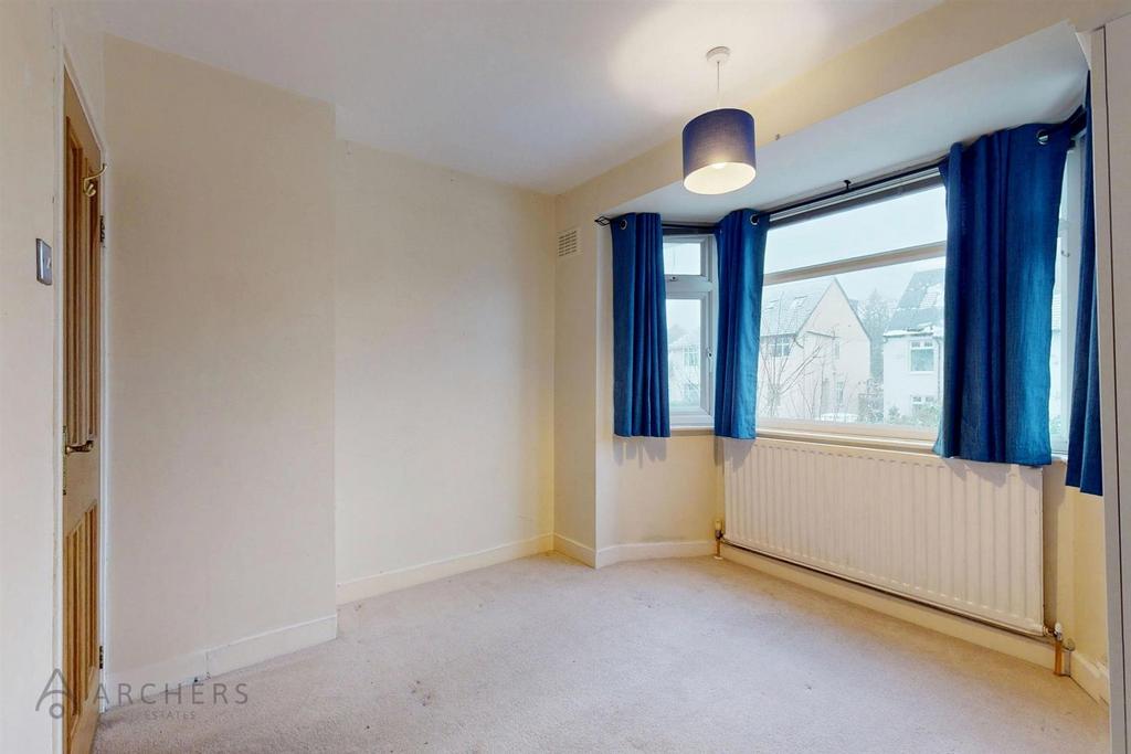28 Barncliffe Crescent(Interior)-16.jpg