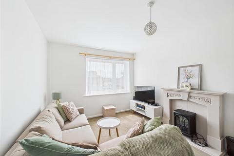 1 bedroom flat to rent, Forton Road, PO12 4TW