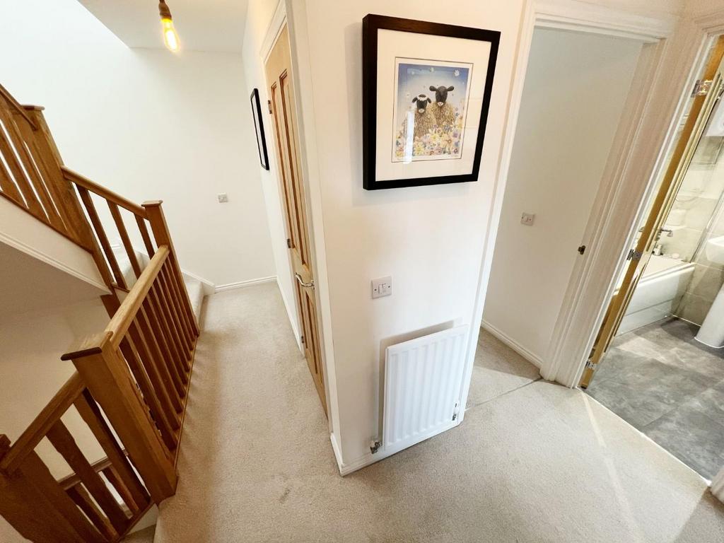 1st floor landing