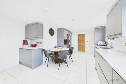 5 bedroom detached house for sale, Ashby Road East, Burton upon Trent DE15