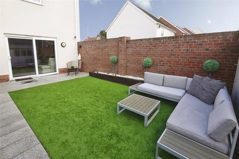 2 bedroom semi-detached house for sale, Widvale Road, Mountnessing, Essex, CM15