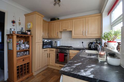 2 bedroom terraced house for sale, Carlton Road, Worksop S81