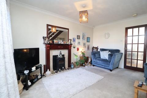 2 bedroom terraced house for sale, Carlton Road, Worksop S81