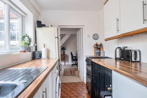 2 bedroom end of terrace house for sale, Russell Street, Chichester, PO19
