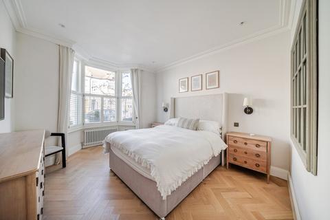 2 bedroom flat for sale, Camborne Road, Southfields, London, SW18