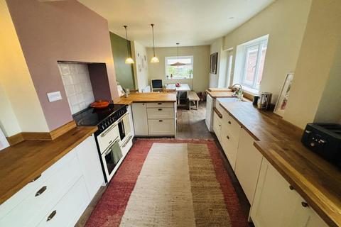undefined, Lewis Road, Radford Semele, Leamington Spa