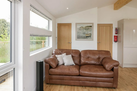 2 bedroom lodge for sale, 7 Meadow Retreat Southern Halt, Liskeard PL14