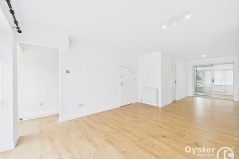 3 bedroom terraced house to rent, Beech Tree Close, Stanmore, HA7