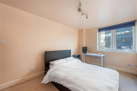 undefined, Commercial Road, London, E1