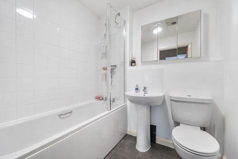 undefined, Hazelwick Drive, Great Denham, Bedford