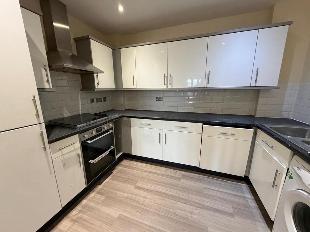 Newly refurbished two bedroom apartment