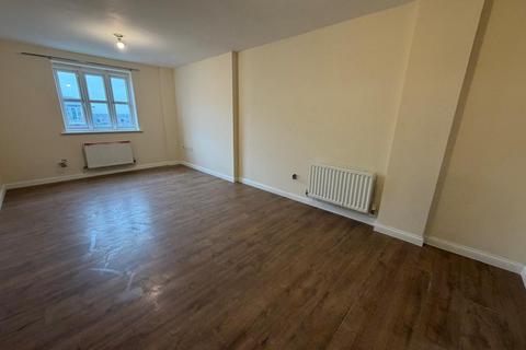 2 bedroom flat to rent, Stanley Road, HA2