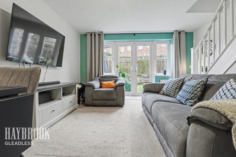 2 bedroom end of terrace house for sale, Bassledene Court, Sheffield