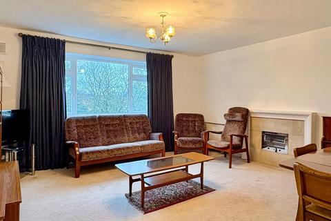 2 bedroom flat to rent, Shoot-Up Hill, London NW2
