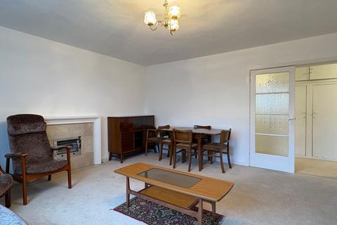 2 bedroom flat to rent, Shoot-Up Hill, London NW2