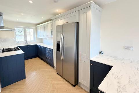 undefined, Clare Gardens, Petersfield, Hampshire, GU31
