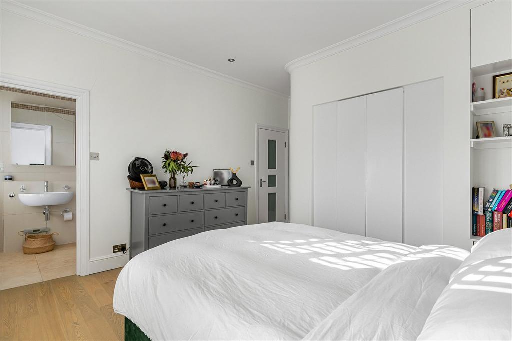 Bedroom/Ensuite