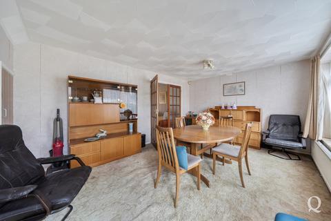 4 bedroom detached house for sale, Northwood Drive, Sittingbourne, Kent, ME10