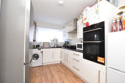 3 bedroom terraced house for sale, West Thorpe, Basildon, Essex, SS14