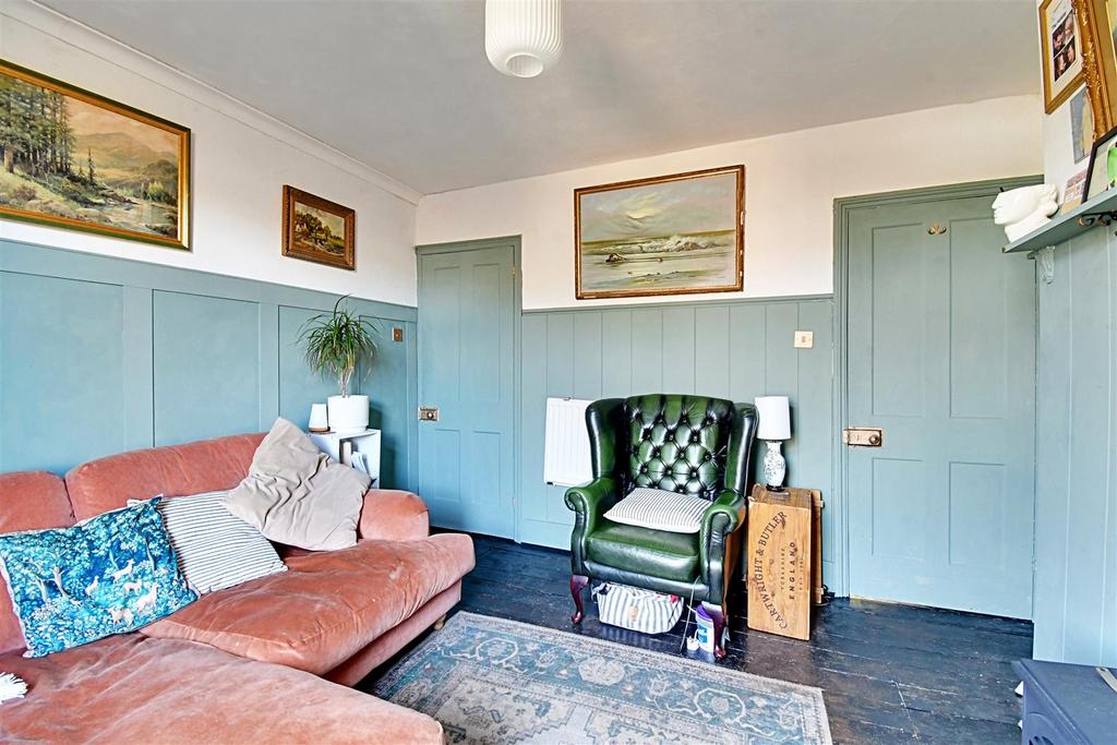Bedroom 3 2.jpg