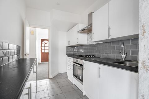 3 bedroom house for sale, Bridlington Road, Edmonton