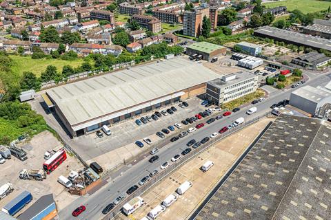Distribution warehouse to rent, 3-5 Thames Rd Barking IG11 0HB