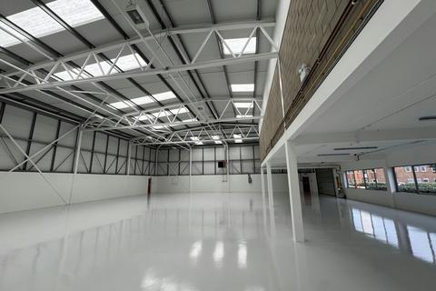 Warehouse to rent, Stevenson Rd Brighton BN2 0DF