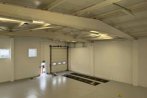 Warehouse to rent, Stevenson Rd Brighton BN2 0DF