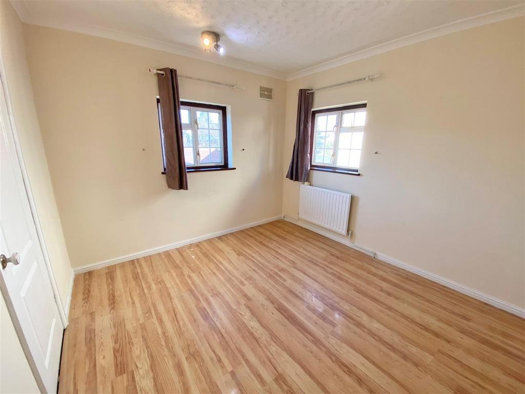 Bedroom 2.jpg