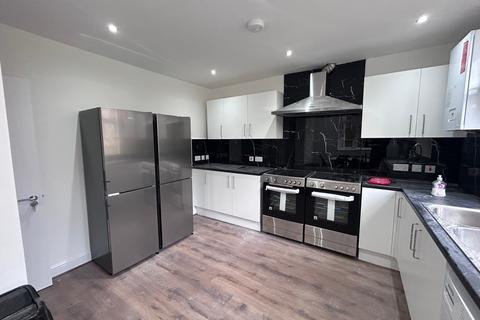 undefined, Milton Road, LUTON, LU1