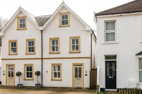 undefined, Holmesdale Road, Reigate