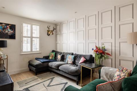 undefined, Holmesdale Road, Reigate
