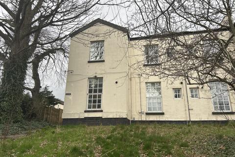 1 bedroom flat for sale, Flat 1, Dell House, 87 The Dell, Birkenhead, Cheshire CH42 1PW