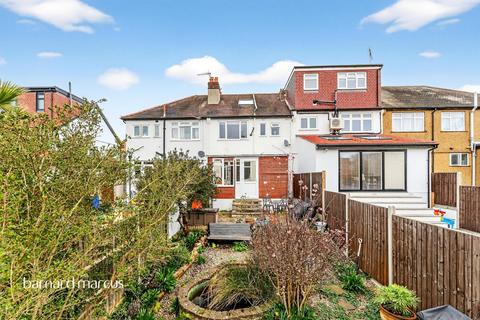 4 bedroom terraced house for sale, Vermont Road, Sutton