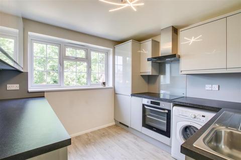 undefined, Taunton Drive, Enfield, EN2