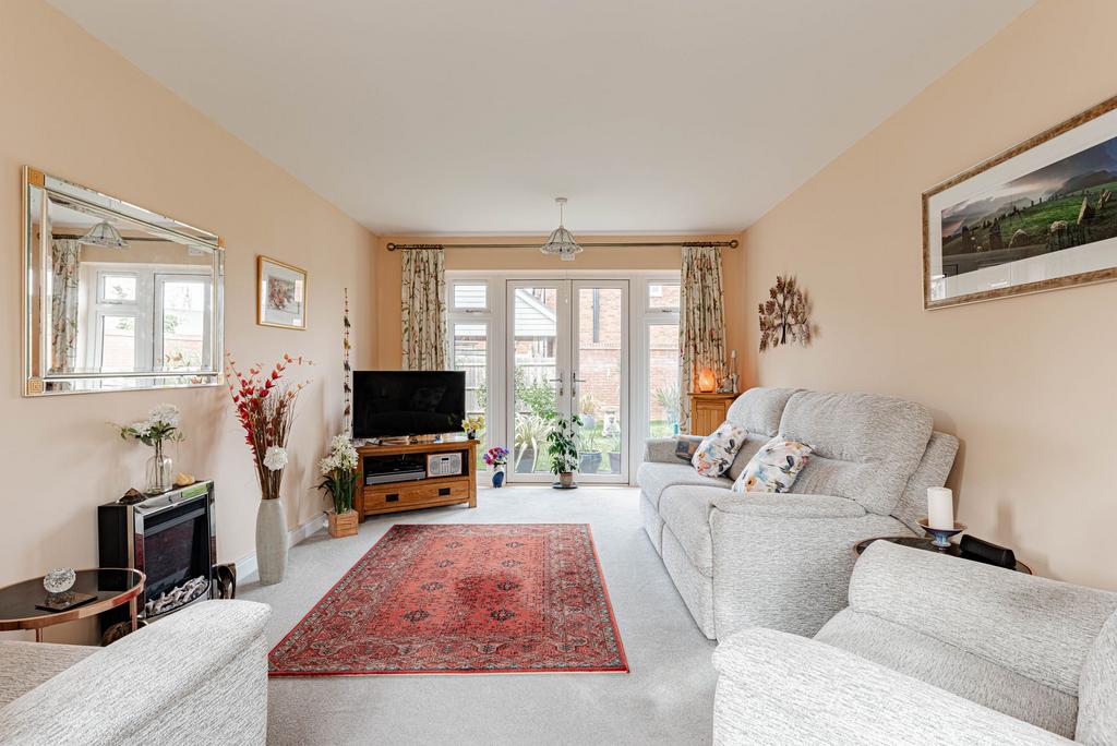 Living Room (3)
