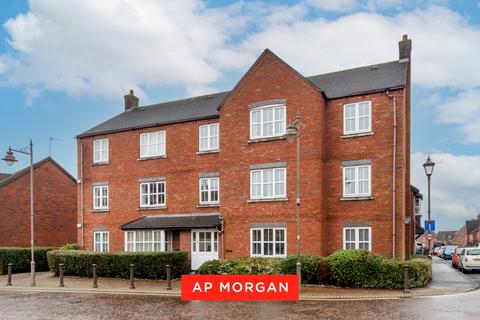 2 bedroom apartment to rent, Dickens Heath Road, Solihull B90